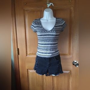 Aeropostale Stretch Top,Medium, Black &White